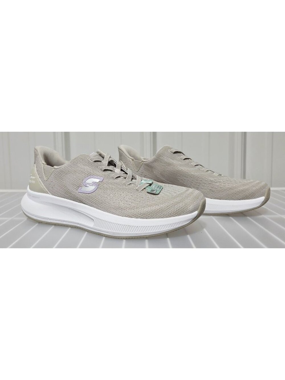 Skechers S Sport Step-Ins Tairyn Taupe Athletic Sneakers -- Women's Size 6.5
